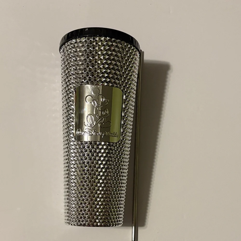 🆕 Disney-Starbucks Silver Studded Tumbler with Straw